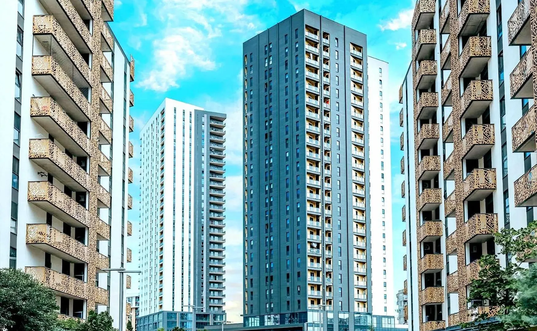 Modern Big Studio With River View, M2 Saburtalo Tiflis Georgia