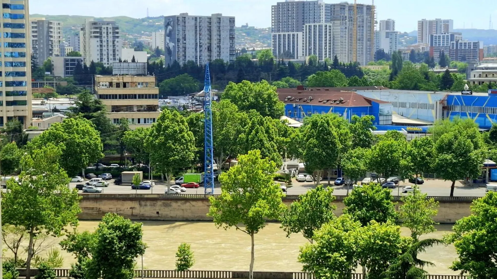 Modern Big Studio With River View, M2 Saburtalo Tbilisi 0*,  Georgien